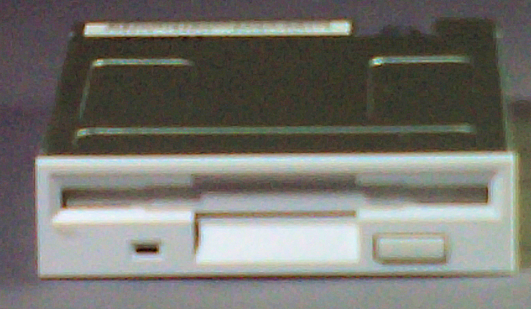 Newtronics D359T5 Floppy Drive